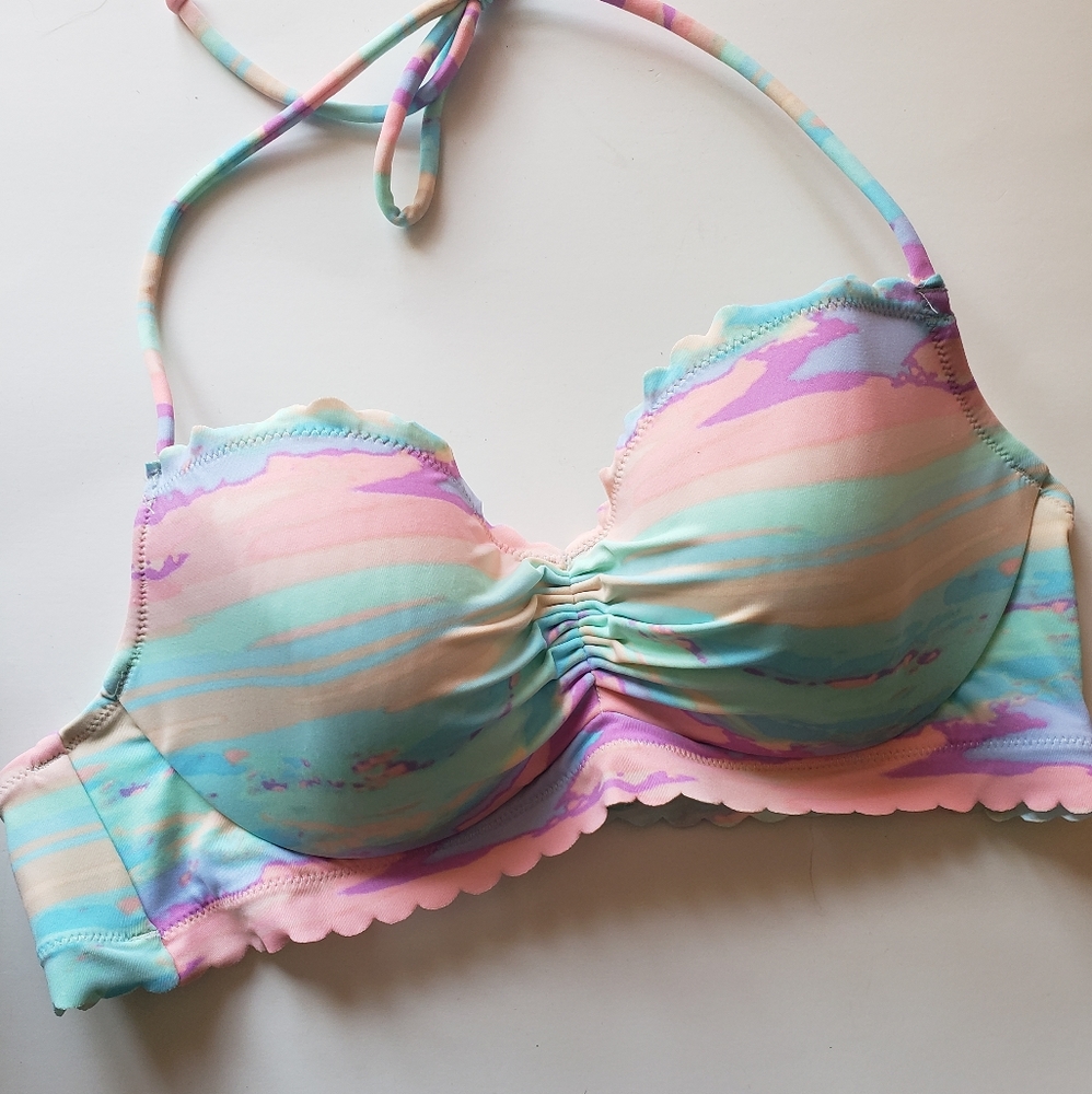 Victoria's Secret The Getaway Halter Bikini Sz 36B